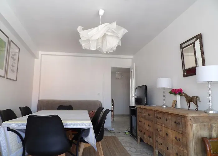 Apartment Les Jacinthes Saint-Raphaël